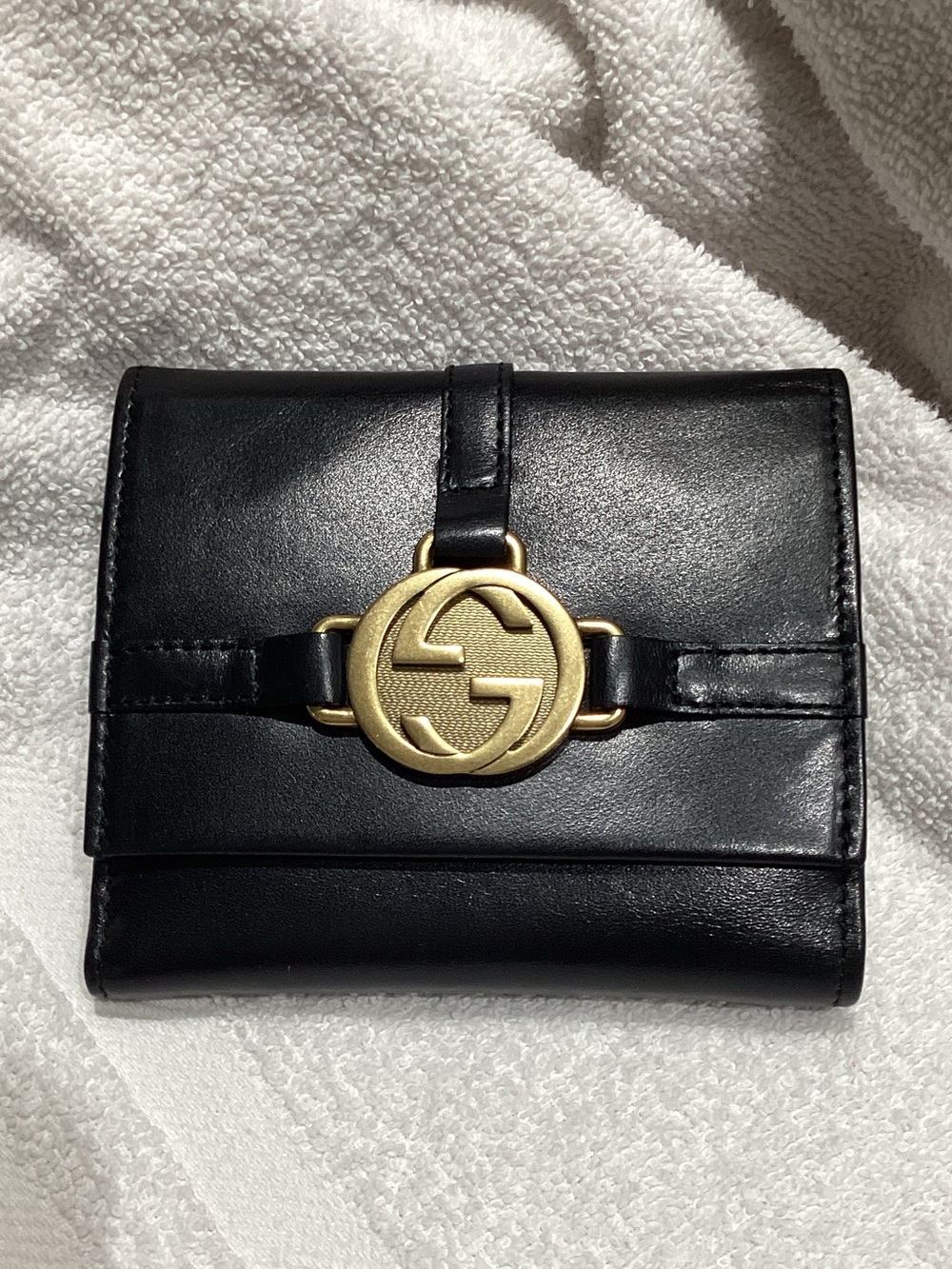 Gucci Black Leather Wallet with Gold GG Medallion